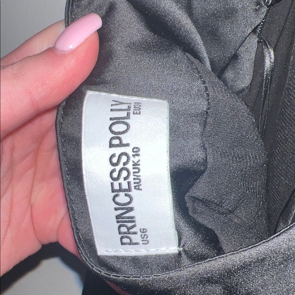 Maxi Elegant Black Slip Dress with Cross-Back Straps - Picture 5 of 5